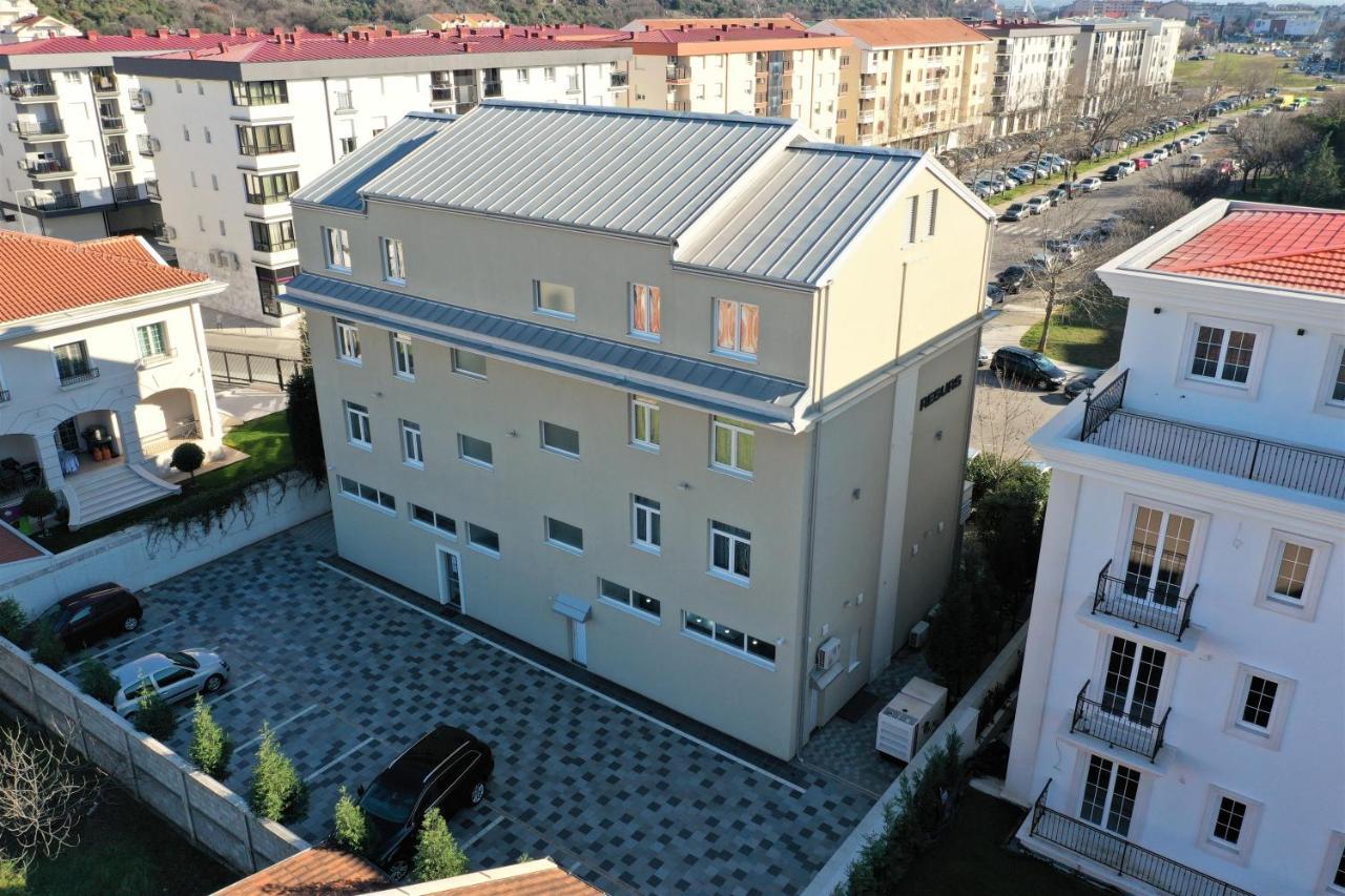 Hotel Resurs Подгорица Екстериор снимка